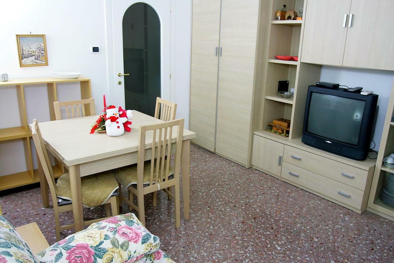 Relax E Mare Villa Savona Exterior foto